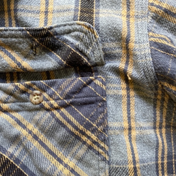 Carhartt Vintage Worn Men’s Flannel Button Down Shirt size Large - Picture 11 of 16